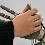 AI वर्ल्ड में बादशाहत हासिल करने के लिए चीन इंसान और मशीन का कराएगा मेल