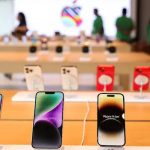 2025 में भारत में iPhone बिक्री 25% बढ़कर 15 मिलियन यूनिट्स तक पहुँचेगी