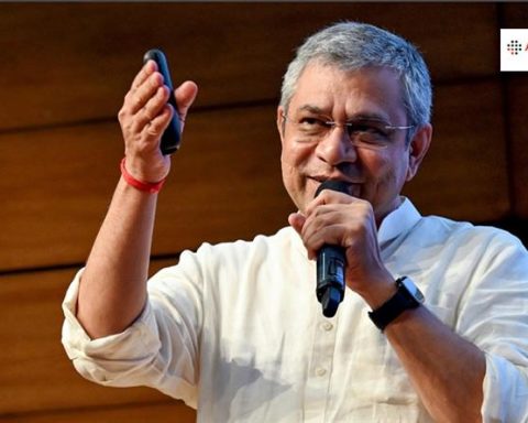 IT नियमों में बदलाव, सिर्फ सीनियर ऑफिसर हटा सकेंगे ऑनलाइन कंटेंट