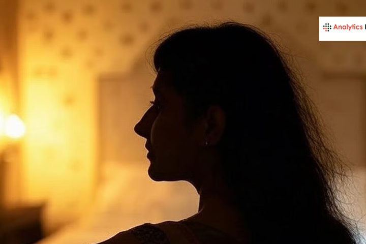 सिलिकॉन वैली में महिला जासूसों का हनीट्रैप खेल, कैसे बचें