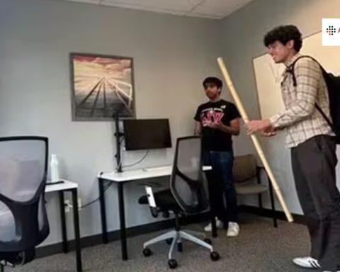 22 साल में ये युवा बने दुनिया के सबसे अरबपति?