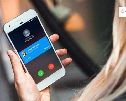 अब कॉल बिना Truecaller के दिखेगा स्क्रीन पर असली नाम..जानें कैसे