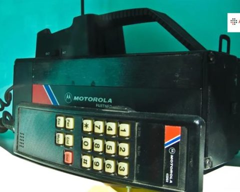 30 साल पहले भारत में हुई पहली मोबाइल कॉल