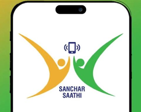 संचार मंत्रालय ने बदला फैसला, Sanchar Saathi ऐप अनिवार्य नहीं