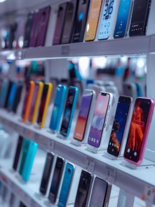 अमेरिका में छाए Made in India फोन