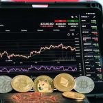 भारत ने क्रिप्टो ट्रेडर्स पर कसा शिकंजा, 44,000 टैक्स का नोटिस जारी