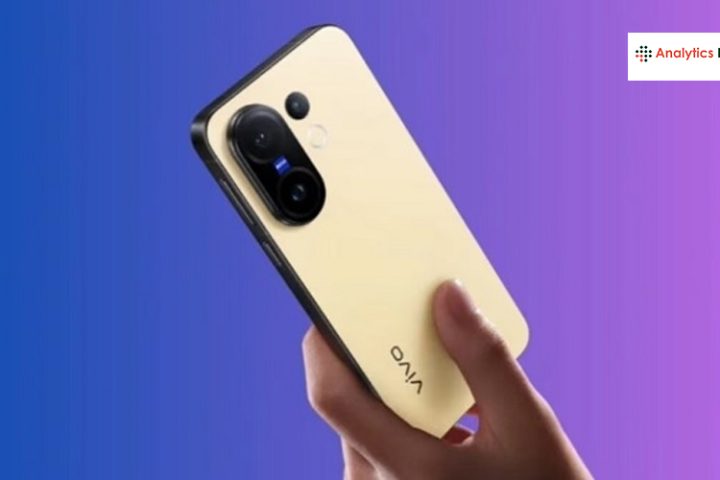 AI और Zeiss कैमरा के साथ आ रहा vivo V70 सरीज, लॉन्च टाइमलाइन लीक!