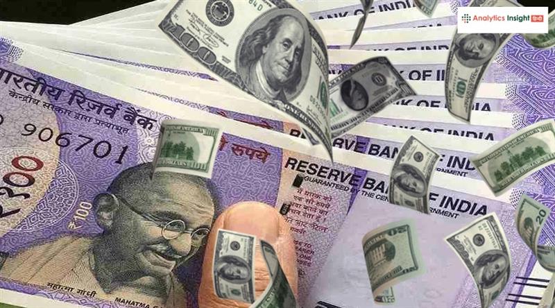 मिडिल ईस्ट संकट के बीच डॉलर के सामने फिसला रुपया