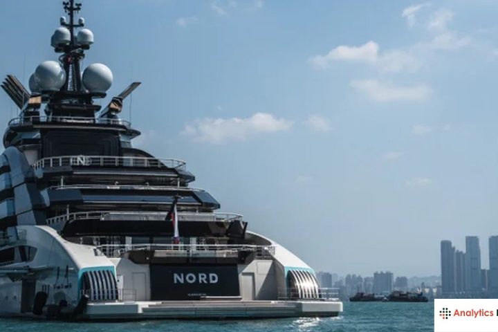 russian superyacht breaches strait of hormuz iran war update