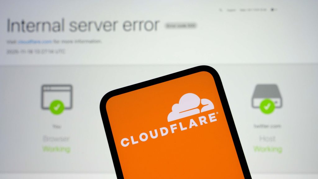 Cloudflare से Coinbase तक AI के नाम पर हजारों कर्मचारियों की छुट्टी