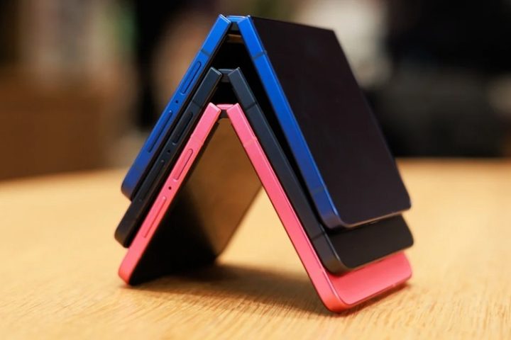 Samsung Galaxy z Fold 8 Production Target