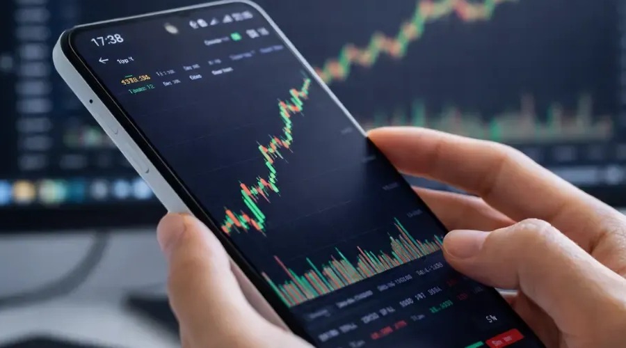 Sensex-Nifty में आज उछाल, TCS-Infosys समेत ये शेयर चमके