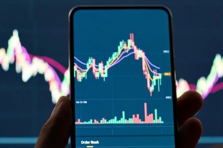 Stock Market Today: बढ़त के साथ खुले सेंसेक्स और निफ्टी
