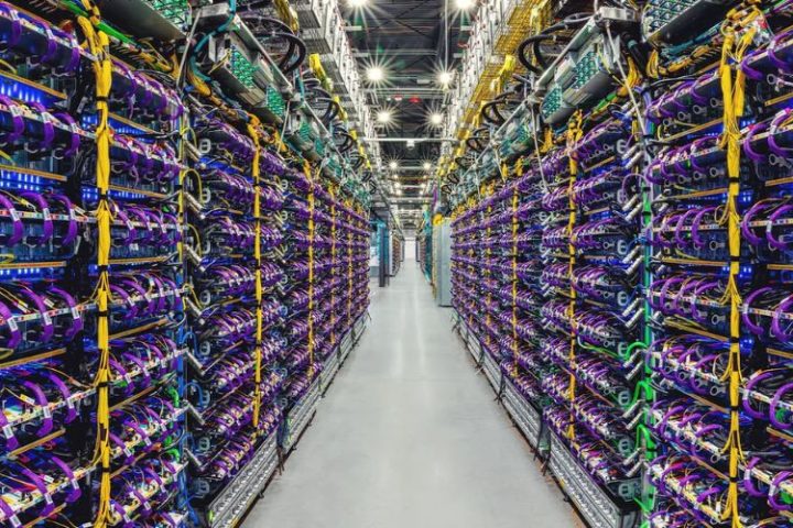 AI Data Center GPU Chips Role