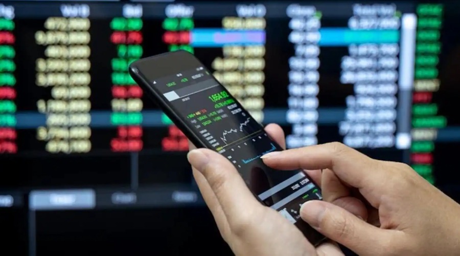 Crude सस्ता होते ही Sensex-Nifty उछले, इन शेयरों ने मचाई धूम