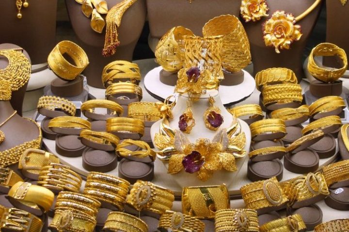 Gold Price 14 Aug: क्या आज फिर महंगा हुआ सोना?