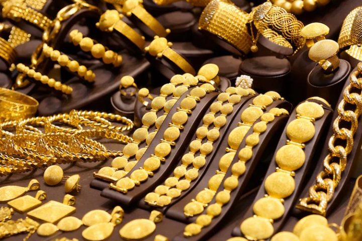 Gold Price 2026: आज कितना है सोने का भाव? जानें नए भाव