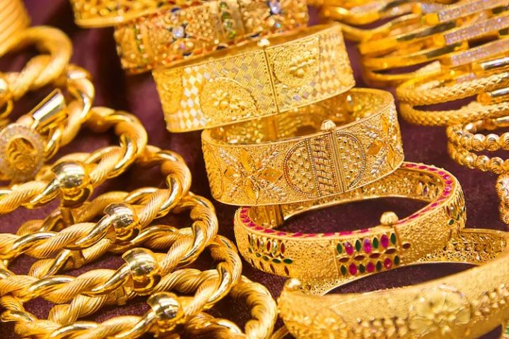 Gold Price 4 July: आज कितना महंगा हुआ सोना?