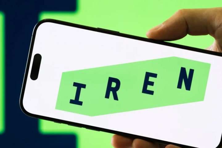 IREN शेयर 8% से ज्यादा गिरे, कंपनी को भारी नुकसान