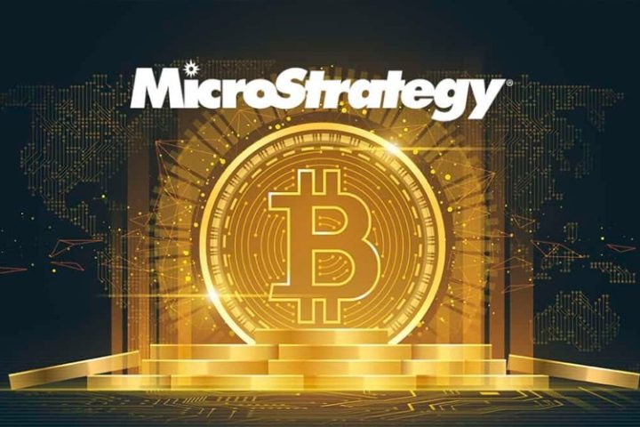 MSTR पर चानोस का दावा, Bitcoin में 80 अरब डॉलर का मौका?