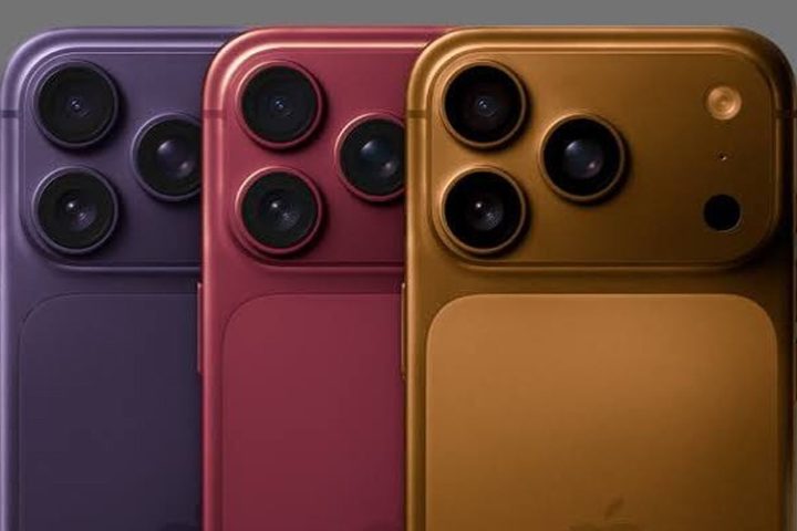 VIDEO : iPhone 18 की पहली सेल आज, जानें कीमत और धांसू ऑफर