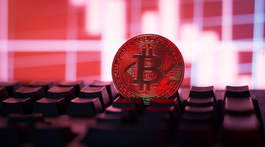 Bitcoin-Ethereum में भारी गिरावट, क्रिप्टो बाजार क्यों टूटा?