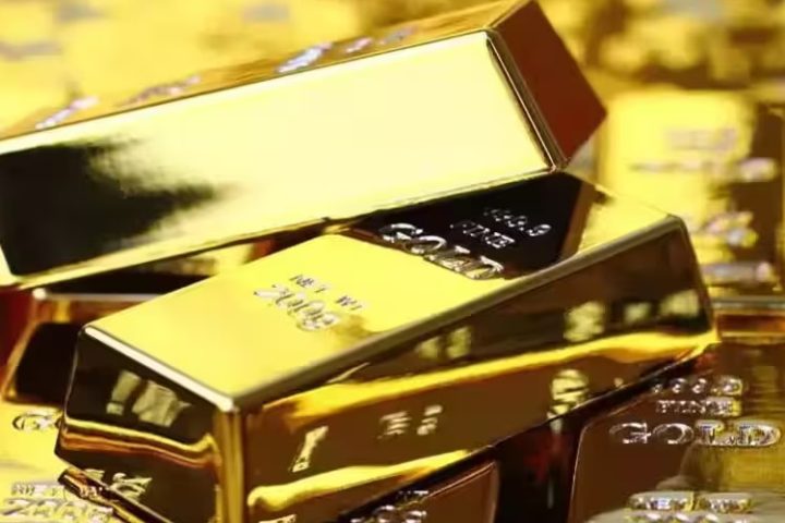 Gold Price 15 Oct_ 22 और 24 कैरेट गोल्ड हुआ सस्ता, जानें नए रेट