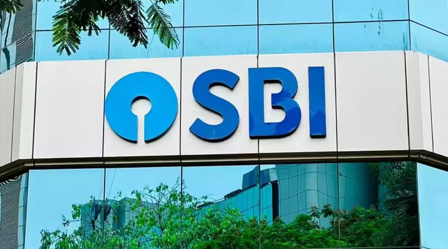 SBI डेटा लीक: WhatsApp पर ग्राहकों को बैंक का अलर्ट